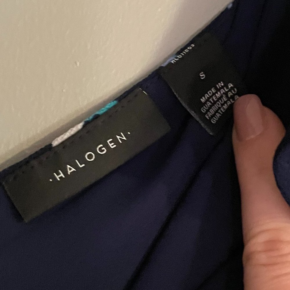 Halogen Wrap Ruffle top - Picture 6 of 6